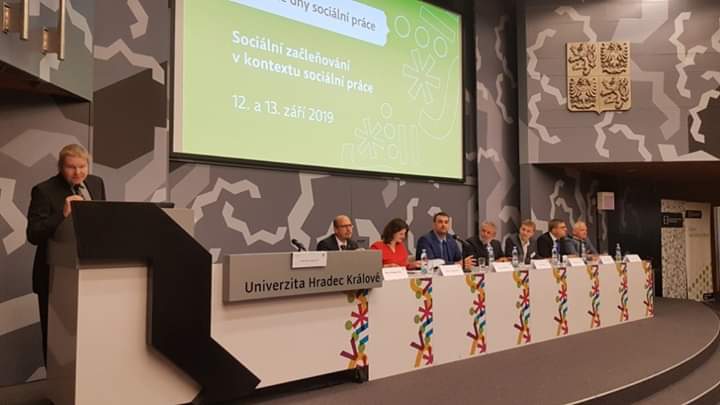 Hradecké dny sociální práce - prezentace CPRHK